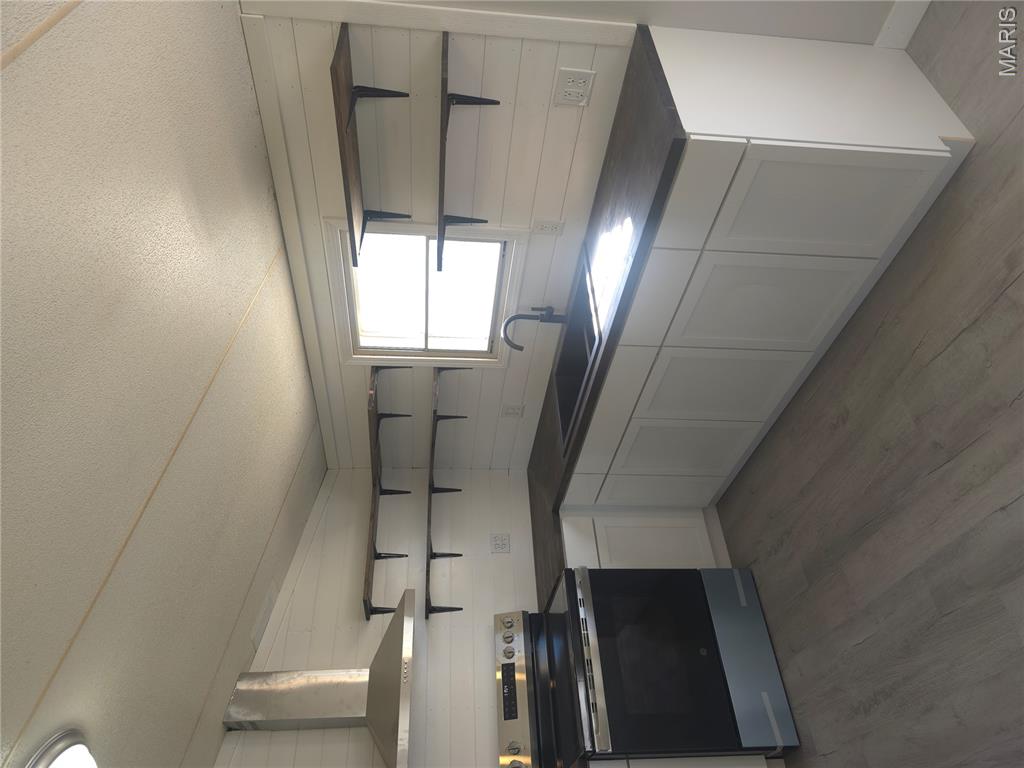 Farnhams Add - Residential