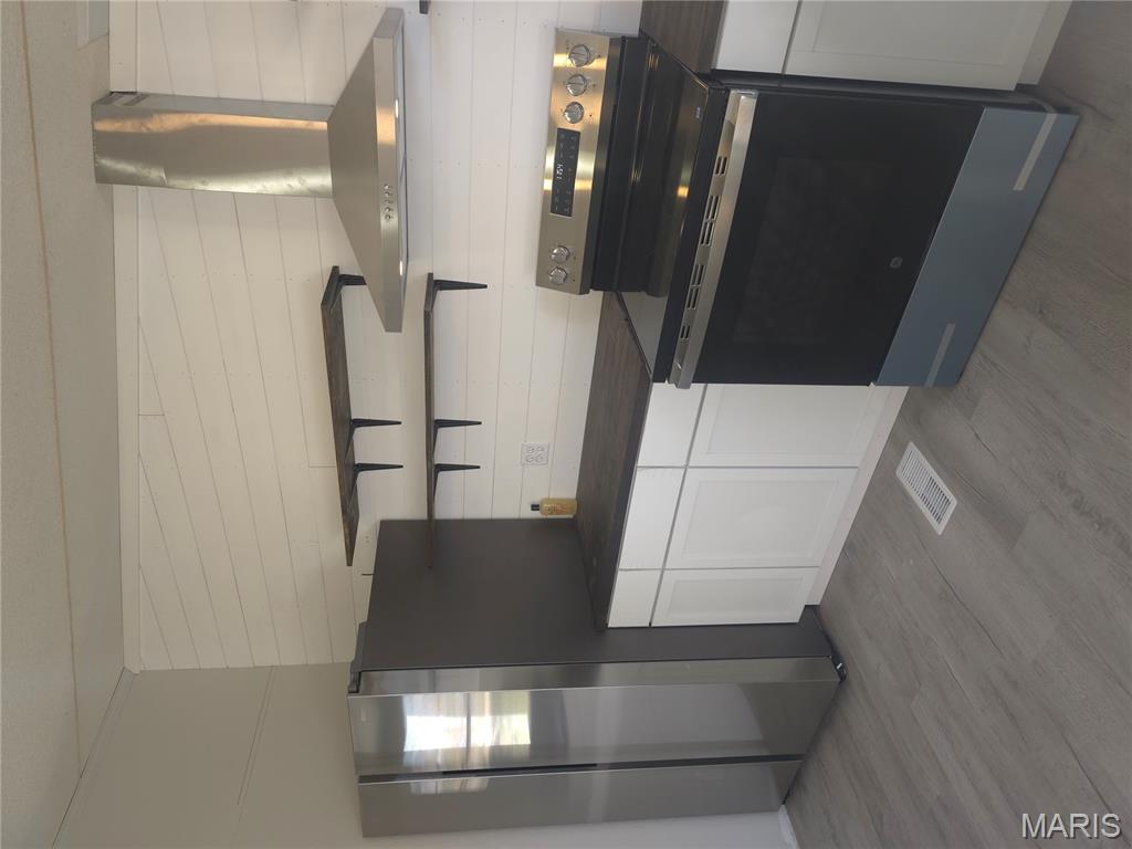 Farnhams Add - Residential