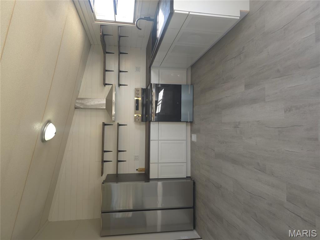 Farnhams Add - Residential