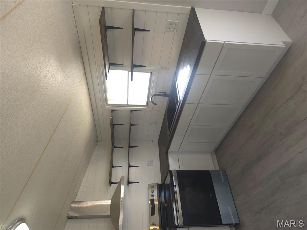 Farnhams Add - Residential