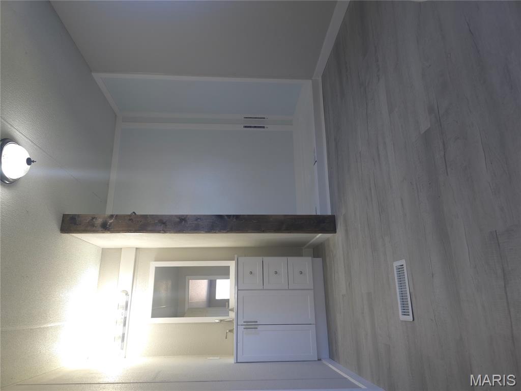 Farnhams Add - Residential