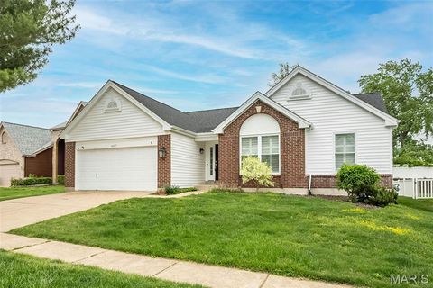 Photo of 4437 Forest Dale Drive, St Louis, MO 63125 (MLS # 26013035)