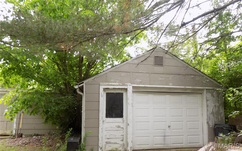 St Charles, Missouri 63301, United States, 4 Bedrooms Bedrooms, ,2 BathroomsBathrooms,Residential,Active,127915