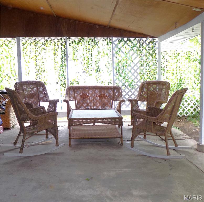 St Charles, Missouri 63301, United States, 4 Bedrooms Bedrooms, ,2 BathroomsBathrooms,Residential,Active,127915