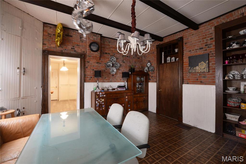 St Charles, Missouri 63301, United States, 4 Bedrooms Bedrooms, ,2 BathroomsBathrooms,Residential,Active,127915