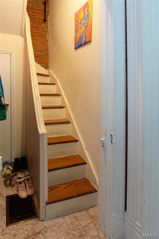 St Charles, Missouri 63301, United States, 4 Bedrooms Bedrooms, ,2 BathroomsBathrooms,Residential,Active,127915