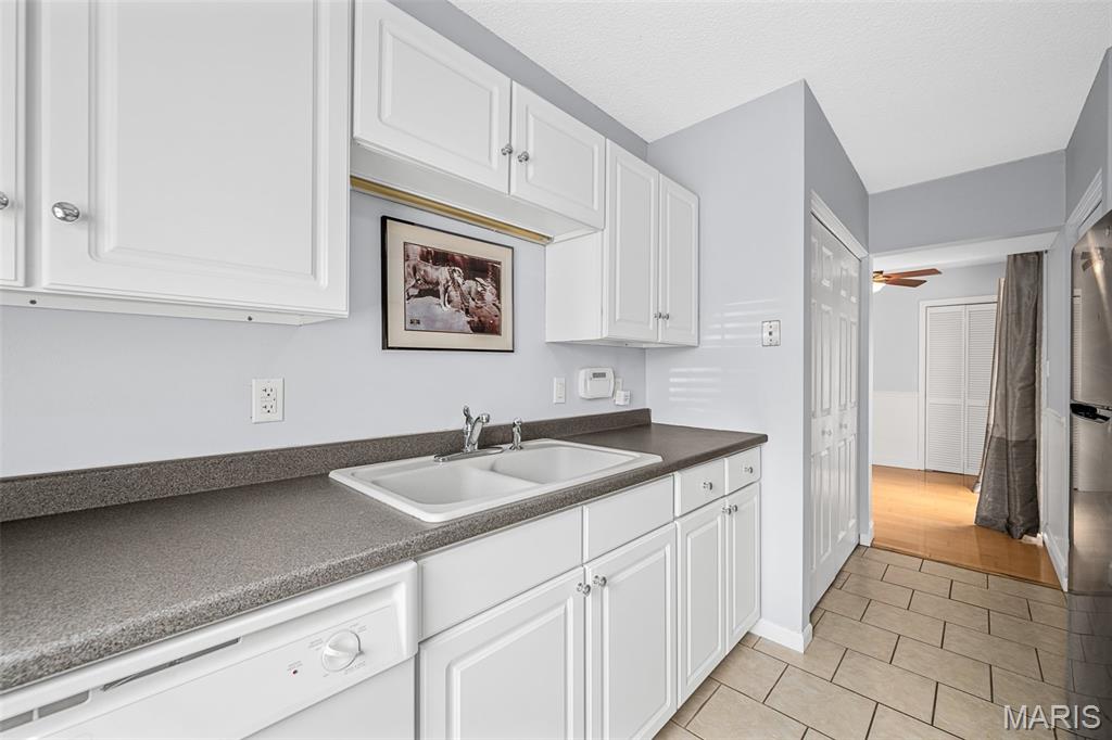 Brentwood Forest Condo Ph Nine - Residential