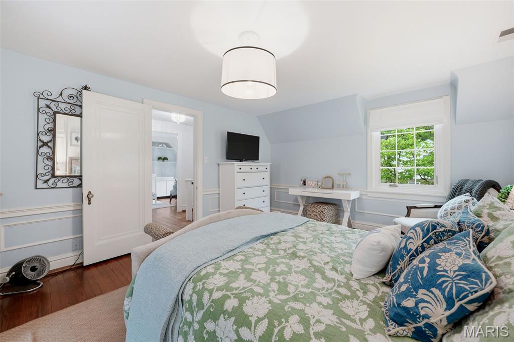 Algonquin Wood Place - Residential