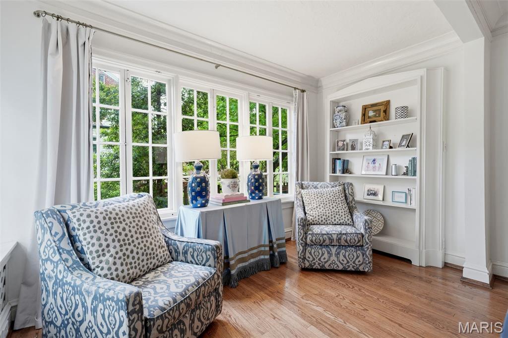 Algonquin Wood Place - Residential
