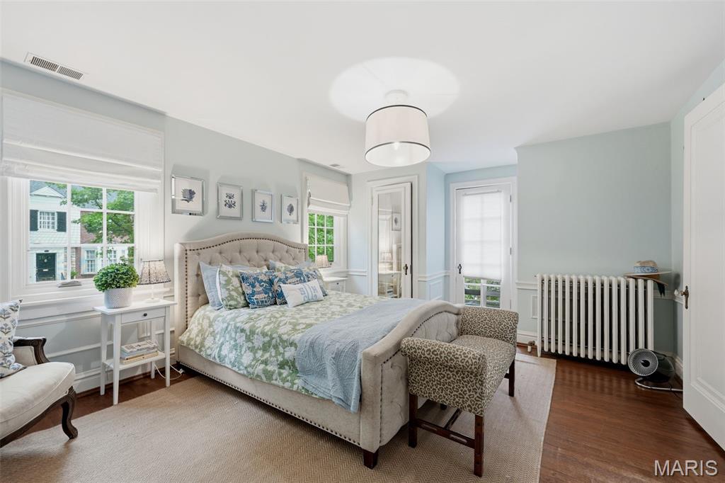 Algonquin Wood Place - Residential