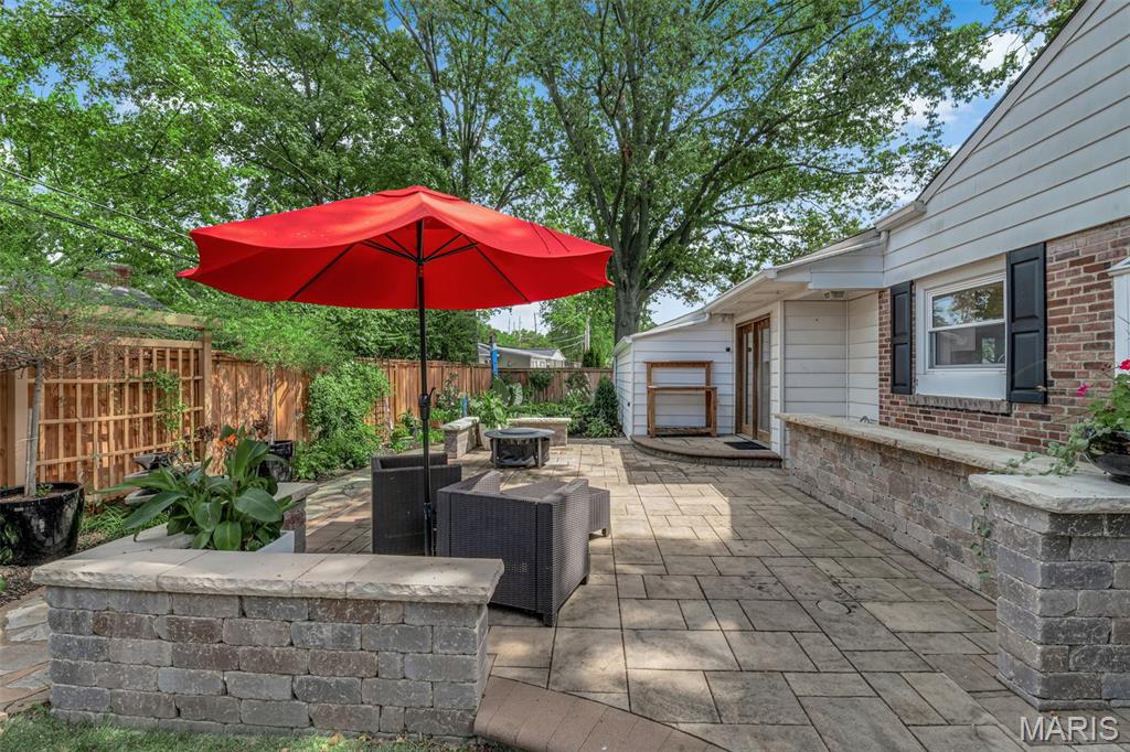 Bedford Oaks - Residential