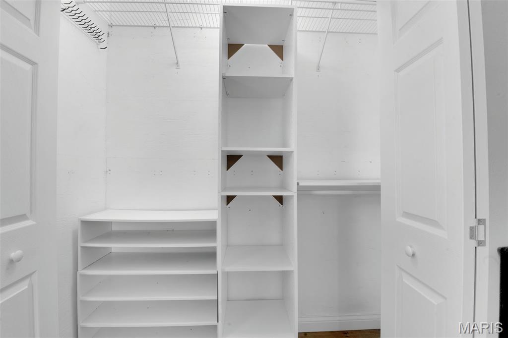 Bedford Oaks - Residential