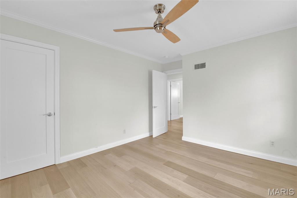 Bedford Oaks - Residential