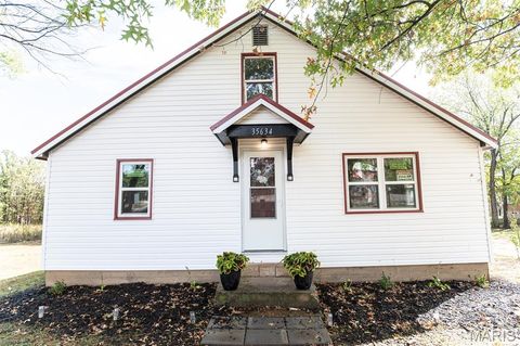 35634 Highway 28 Belle MO 65013