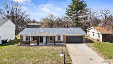 Photo of 3213 West Boulevard, Belleville, IL 62221 (MLS # 26015849)