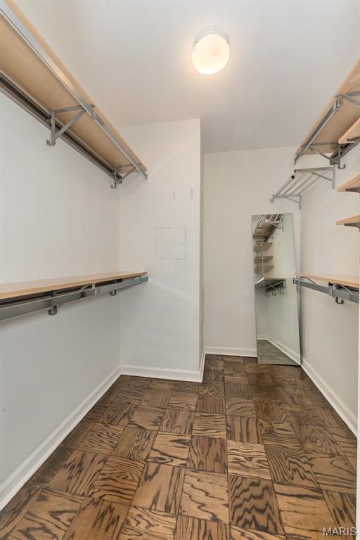 Hanley Towers Apts Condo - Residential