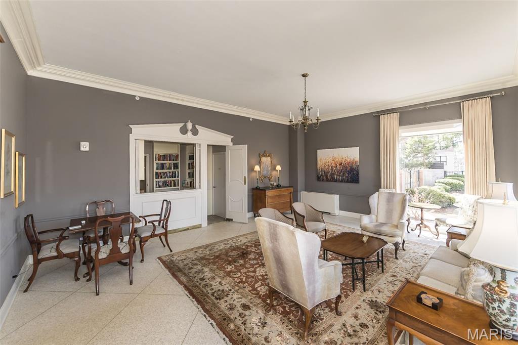 Hanley Towers Apts Condo - Residential