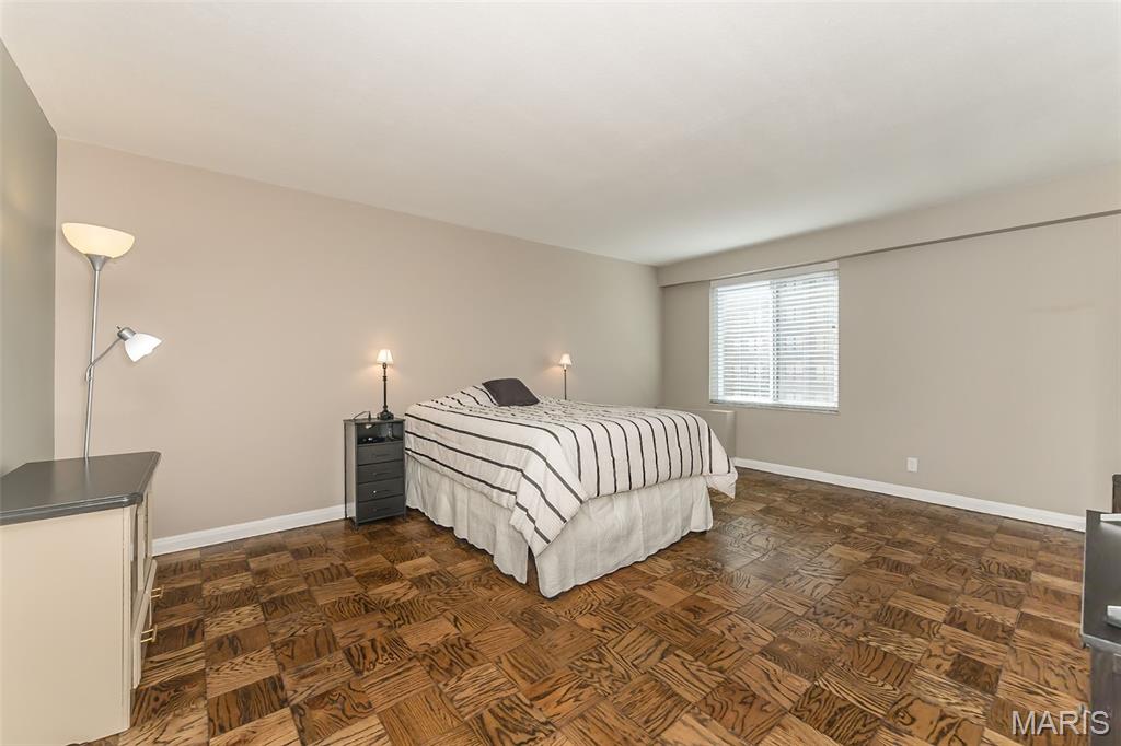 Hanley Towers Apts Condo - Residential