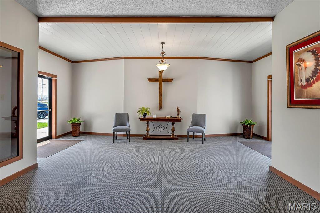 140 N Point Prairie Road