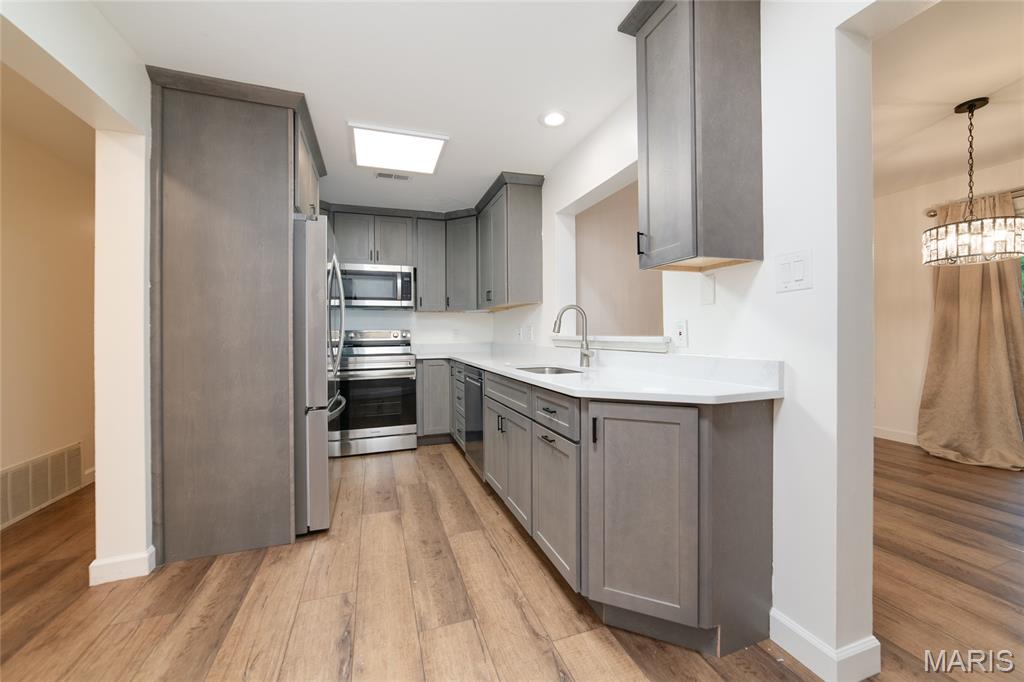 Lakeshore Knolls Condos #1 - Residential