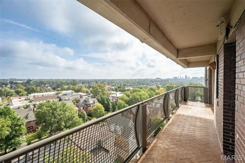 Tiny photo for 410 N Newstead Avenue #11E, St Louis, MO 63108 (MLS # 26056033)