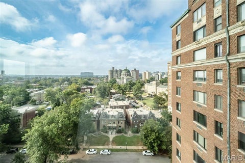 Tiny photo for 410 N Newstead Avenue #11E, St Louis, MO 63108 (MLS # 26056033)