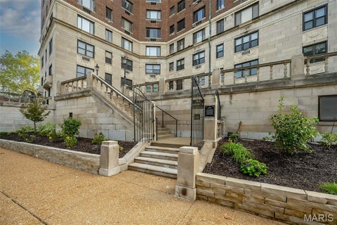 Tiny photo for 410 N Newstead Avenue #11E, St Louis, MO 63108 (MLS # 26056033)