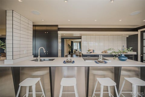 Tiny photo for 410 N Newstead Avenue #11E, St Louis, MO 63108 (MLS # 26056033)