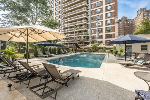 Tiny photo for 410 N Newstead Avenue #11E, St Louis, MO 63108 (MLS # 26056033)