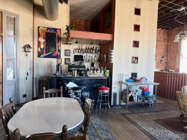 Old Town - Commercial Sale