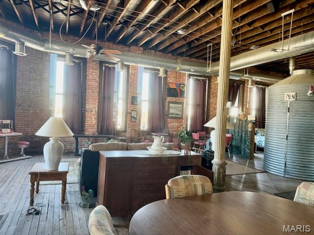 Old Town - Commercial Sale