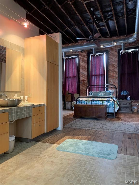 Old Town - Commercial Sale