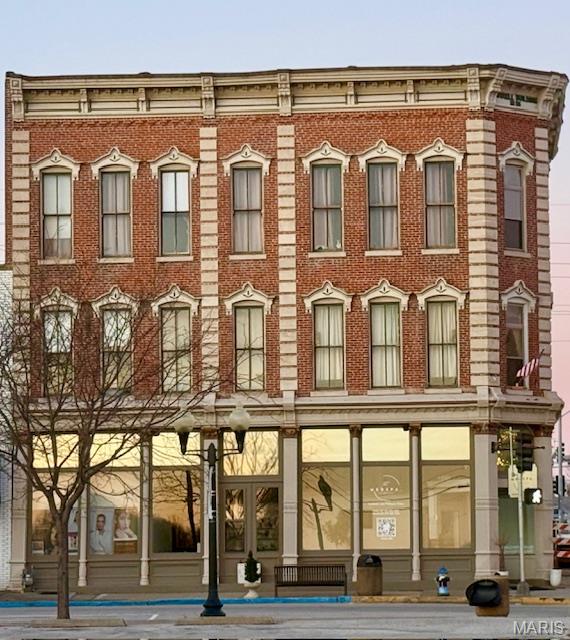 Old Town - Commercial Sale