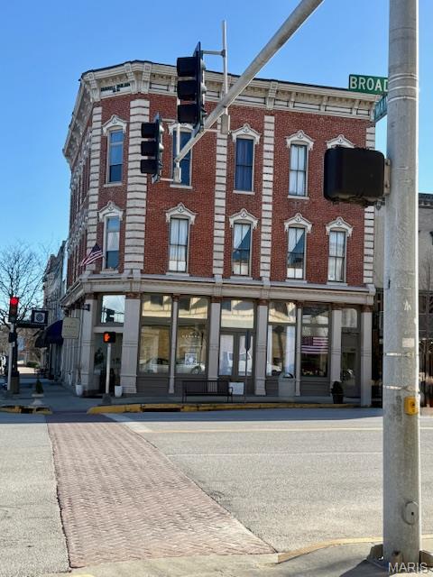 Old Town - Commercial Sale