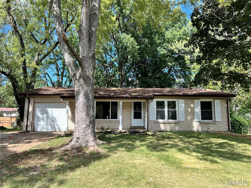 This large (1131 sq ft on main floor) 3-bedroom ranch features 1.5 bathrooms on the main floor and a one car garage. Home has been totally renovated-fresh paint on main floor and in the partially finished lower level, new deluxe lvt flooring throughout main level, remodeled kitchen including granite countertop, underlay sink, deluxe faucet, and new stainless appliances, remodeled bathrooms, many new lights and doors, and much more! Sewer lateral work has already been performed under the sewer lateral program.