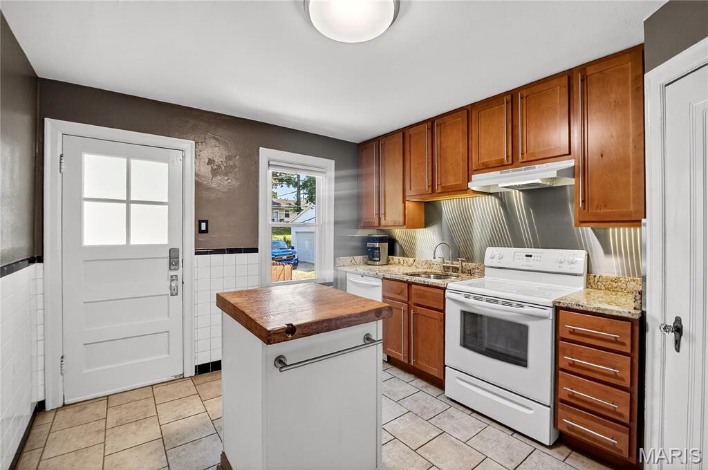 St Louis, Missouri 63139, United States, 2 Bedrooms Bedrooms, ,1 BathroomBathrooms,Residential,Active,171499