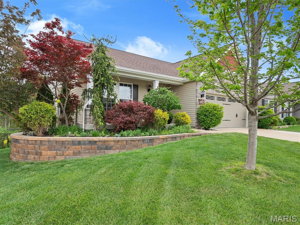 6487 Buckingham Palace Drive