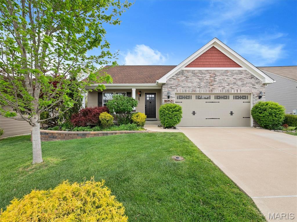6487 Buckingham Palace Drive