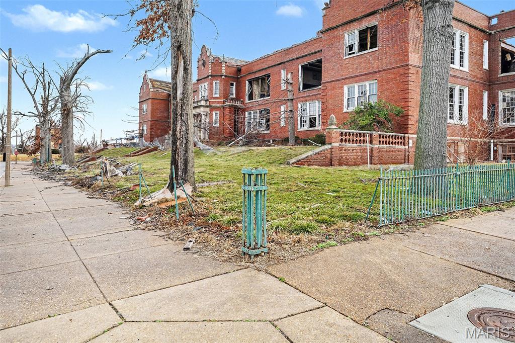 ote Brilliante - Commercial Sale