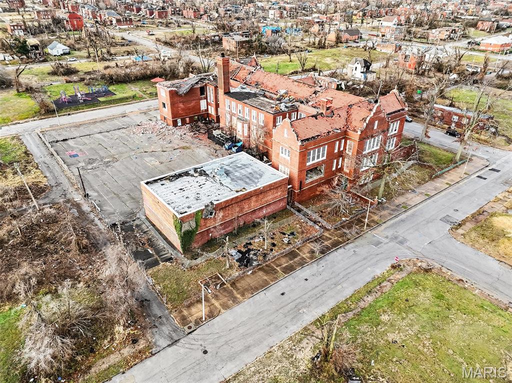 ote Brilliante - Commercial Sale