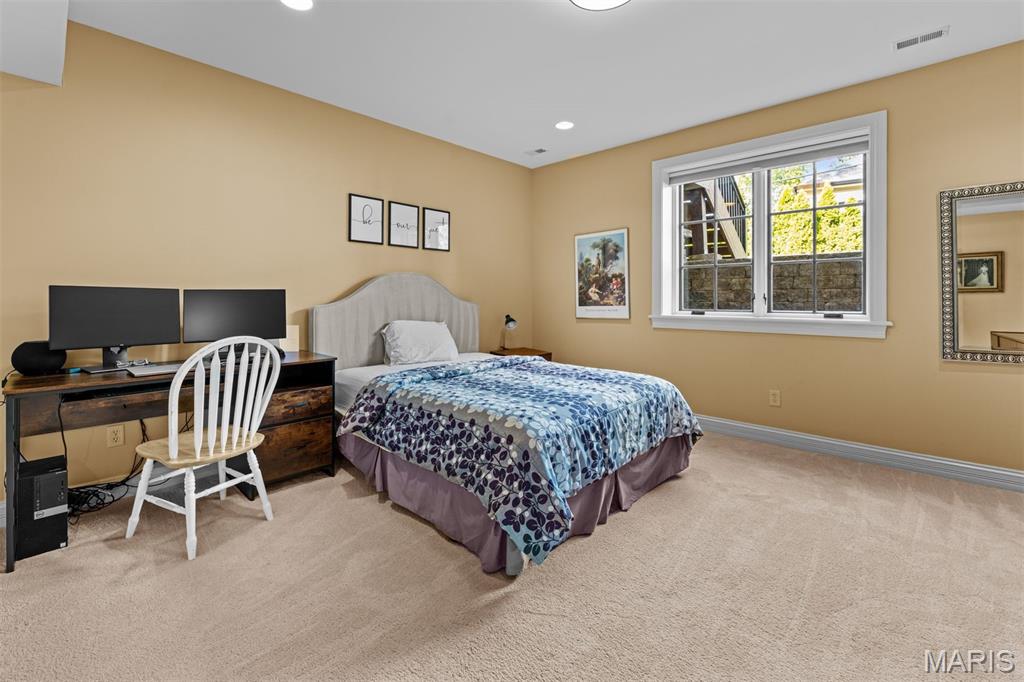 Clayton Gardens 2 - Residential