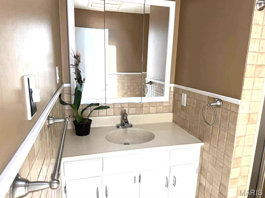Lake Shore Estates - Residential