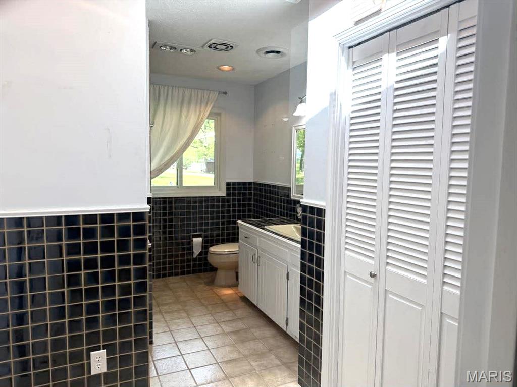 Lake Shore Estates - Residential