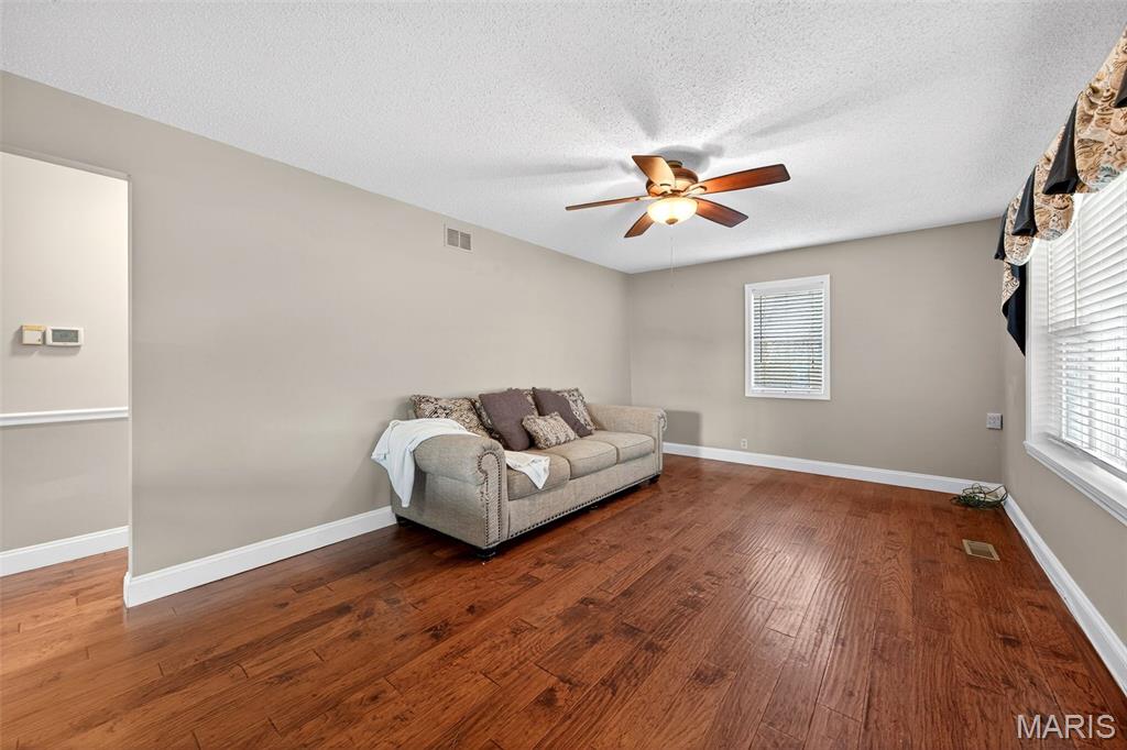 Crossroads Acres - Residential Lease