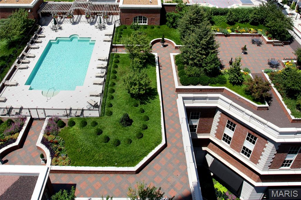 Plaza In Clayton A Condo The - Residential