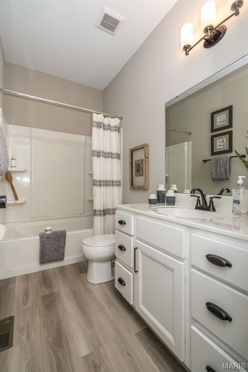 Riverdale - Residential