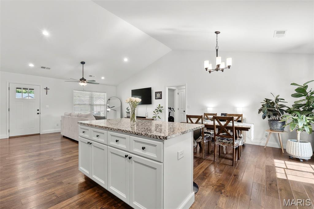 Williamsburg Place - Residential