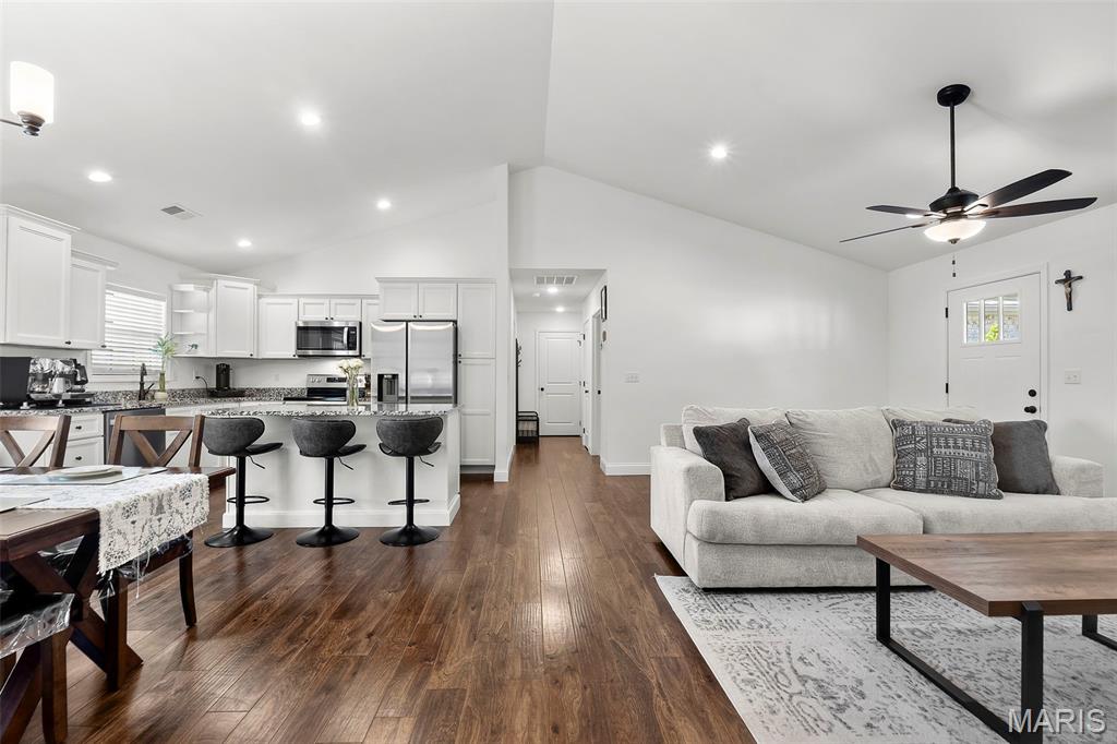 Williamsburg Place - Residential
