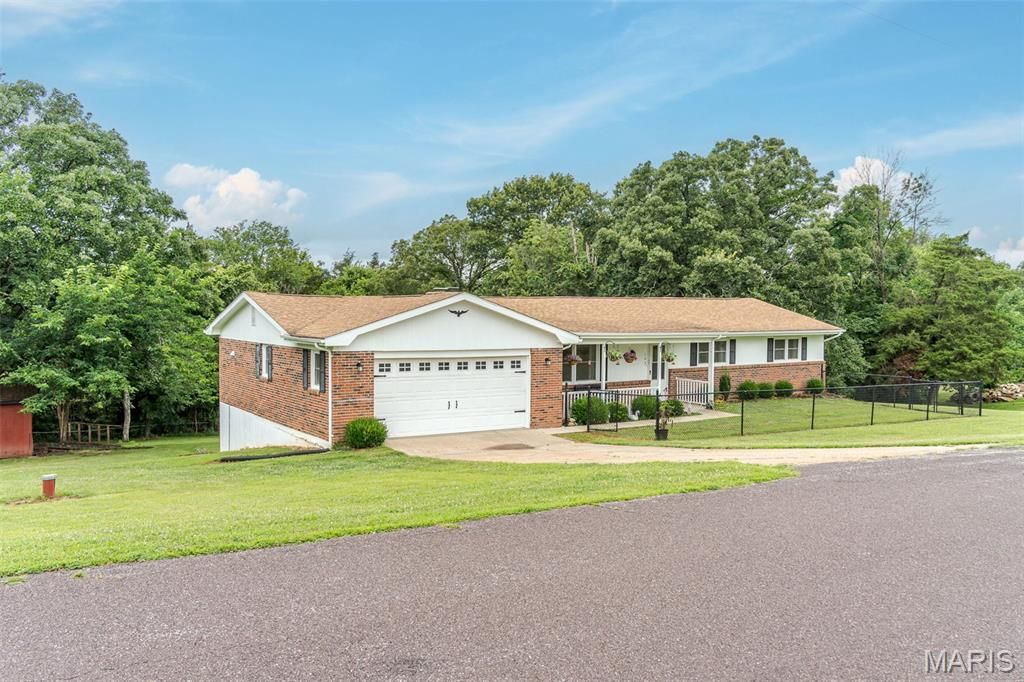 Photo of 105 Old Farm Estates Road, Union, MO 63084 (MLS # 26024210)