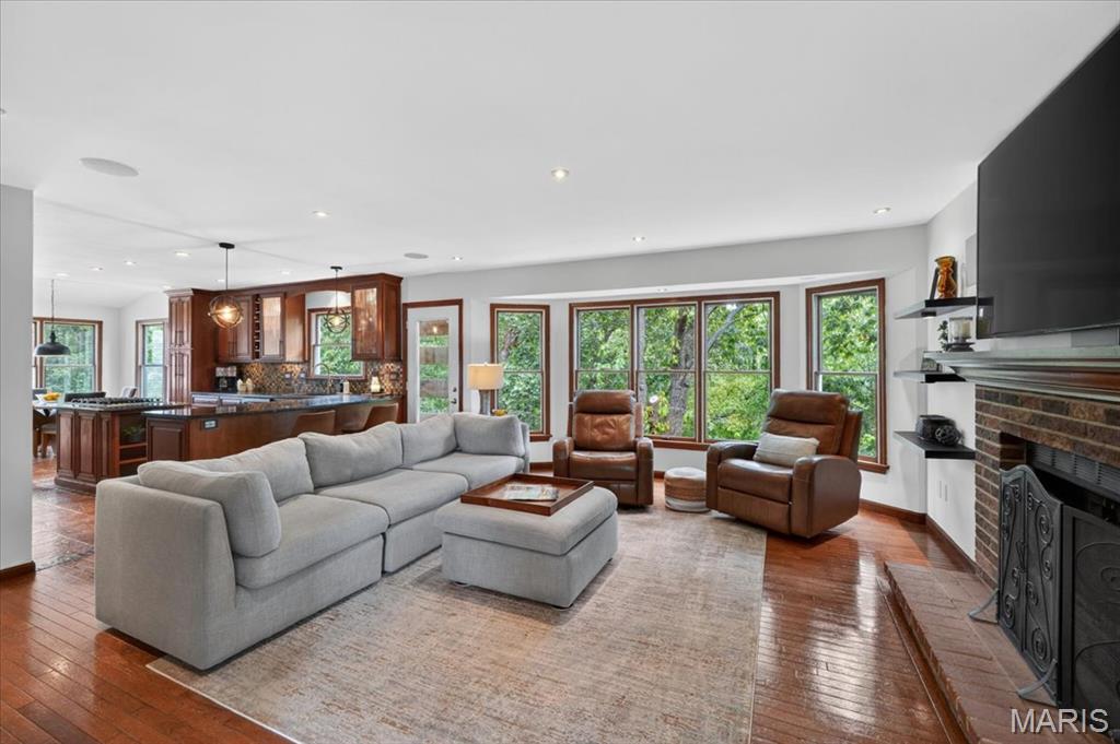 Willow Glen Two At The Villages Of - Residential